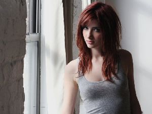 За сексуальные домогательства женщины платят дороже сотрудник